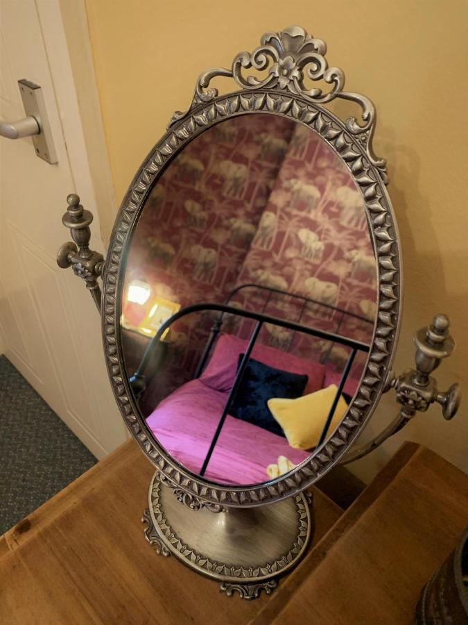 Bohemianbreezebreaks Bed & Breakfast Thornton Dale Bagian luar foto