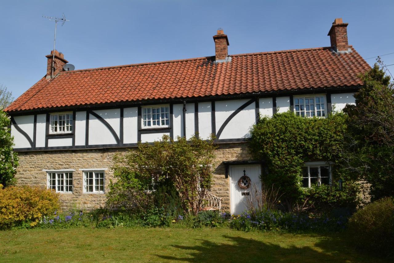 Bohemianbreezebreaks Bed & Breakfast Thornton Dale Bagian luar foto