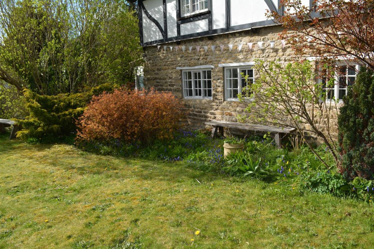 Bohemianbreezebreaks Bed & Breakfast Thornton Dale Bagian luar foto